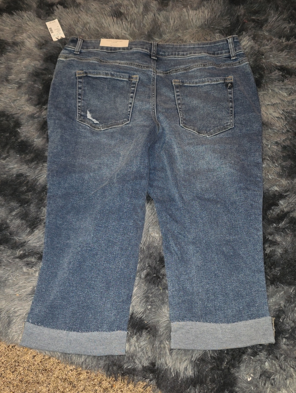 Maurices Midwash Blue Cropped Cuffed Jeans